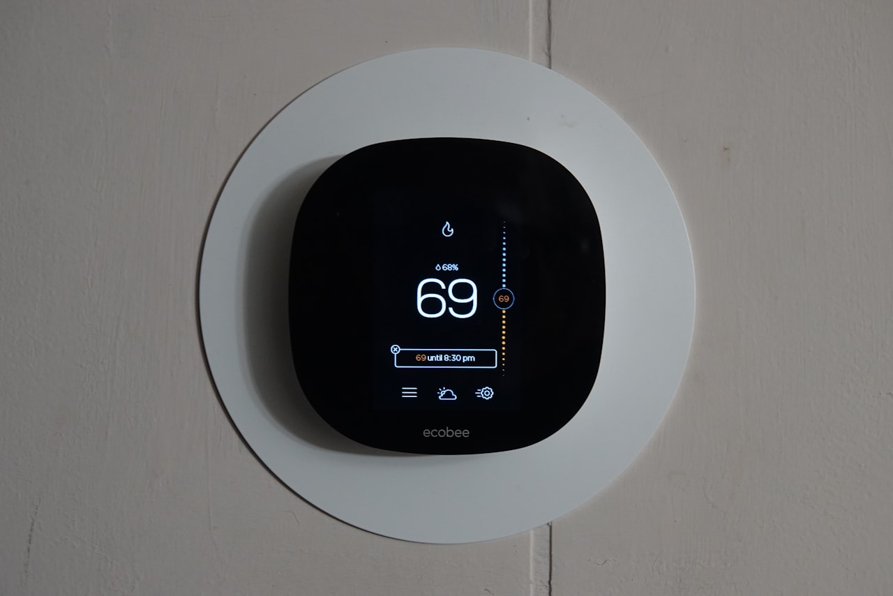 Smart Thermostat Installation: handyman service in Los Angeles